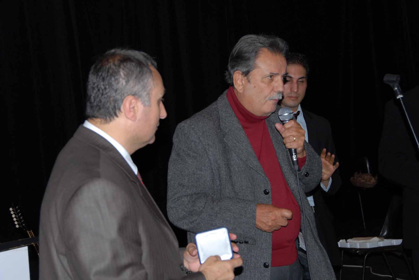 ozguden